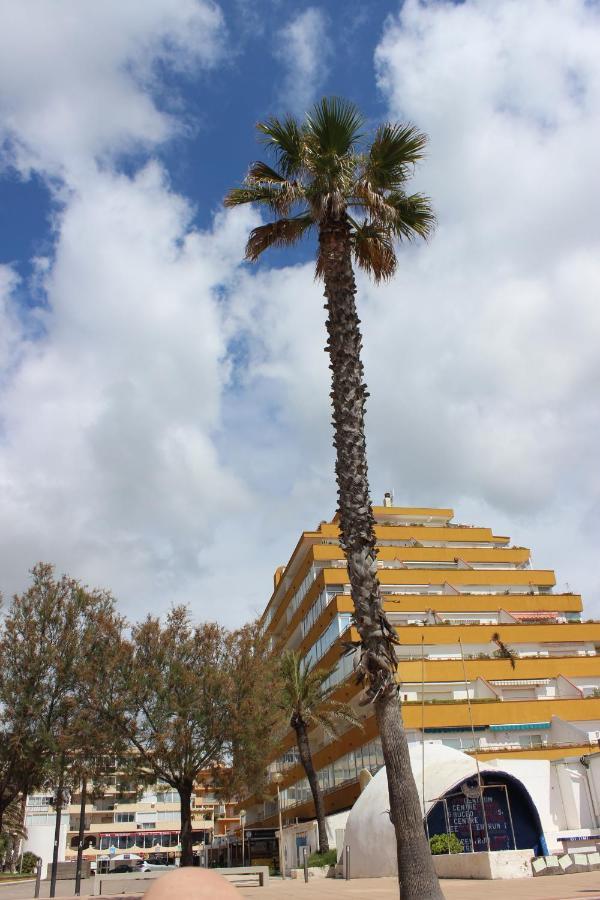 Beautiful Apartment In Front Of Beach, Pool, View Roses Exterior foto